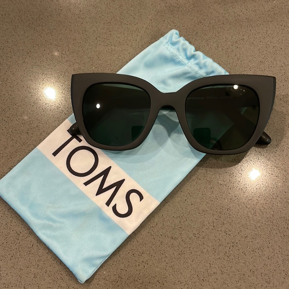 TOMS Sydney Sunglasses